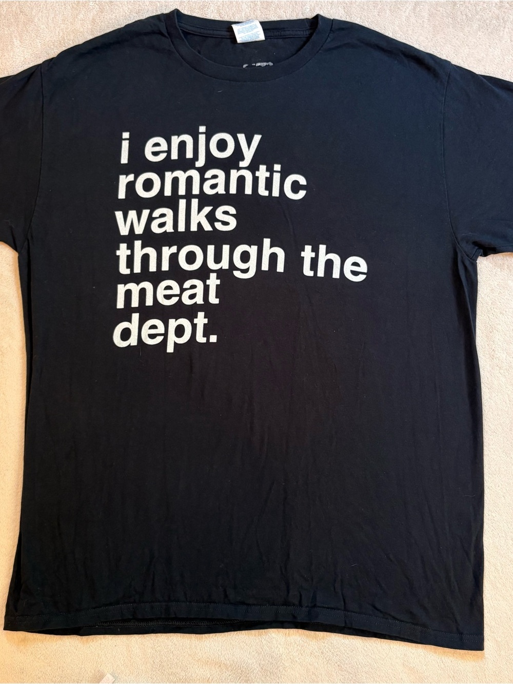 I Enjoy Long Walks Through The Meat Dept novelty funny 100% cotton tee Sz L